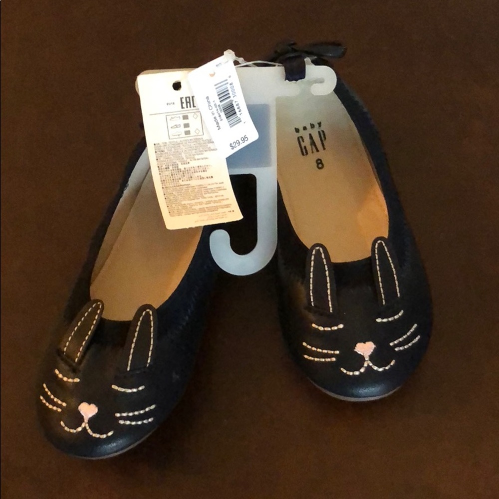 Gap baby size 8 bunny shoes